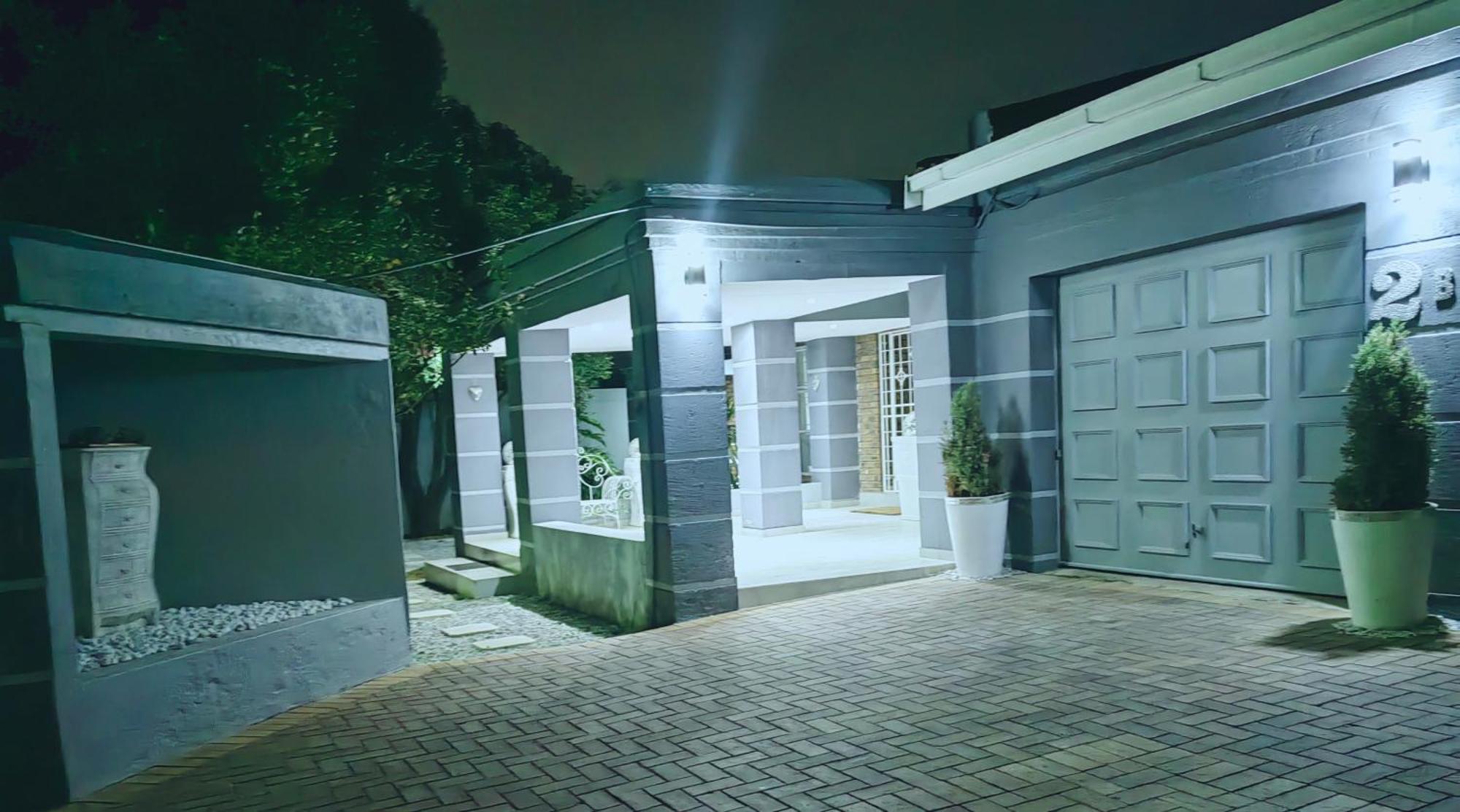Zhantique Guest House 1- Unit 2 Boksburg Exterior photo